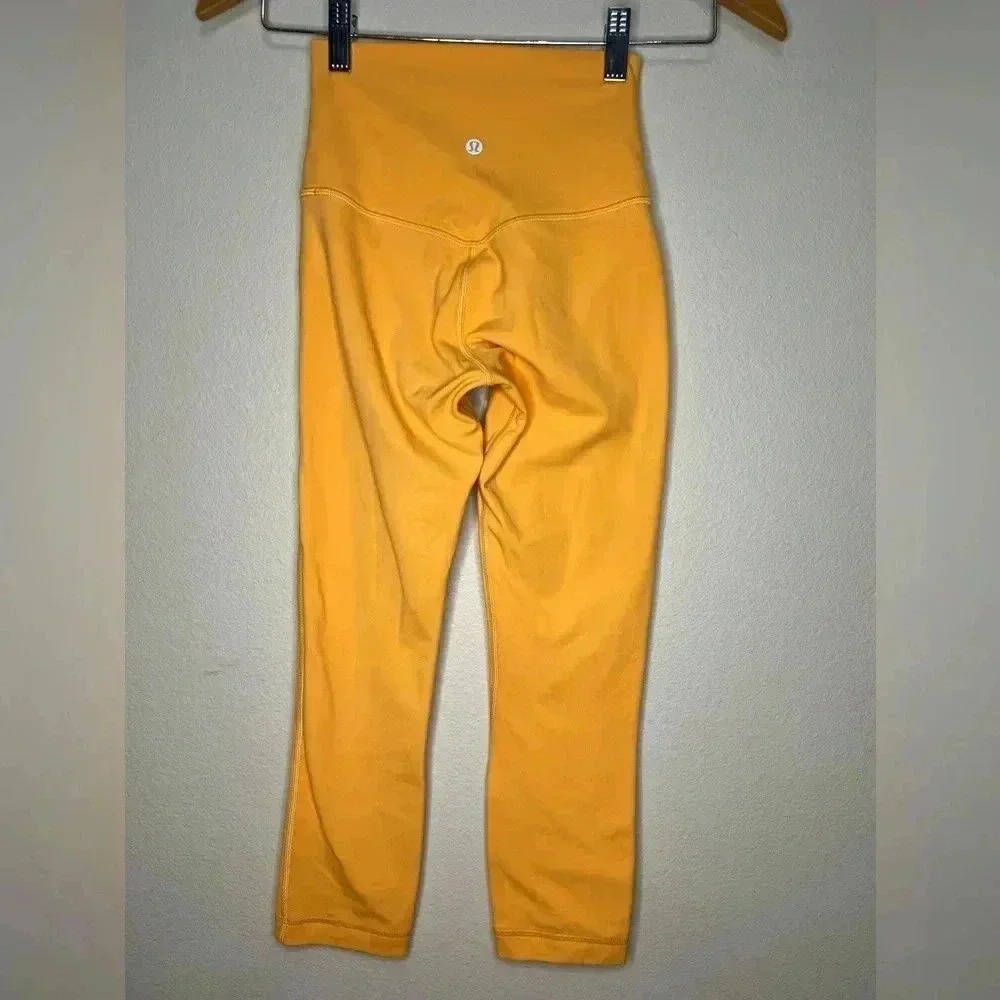 Lululemon Align High-Rise Crop 21"
Mango Dream size 2 - Picture 3 of 6
